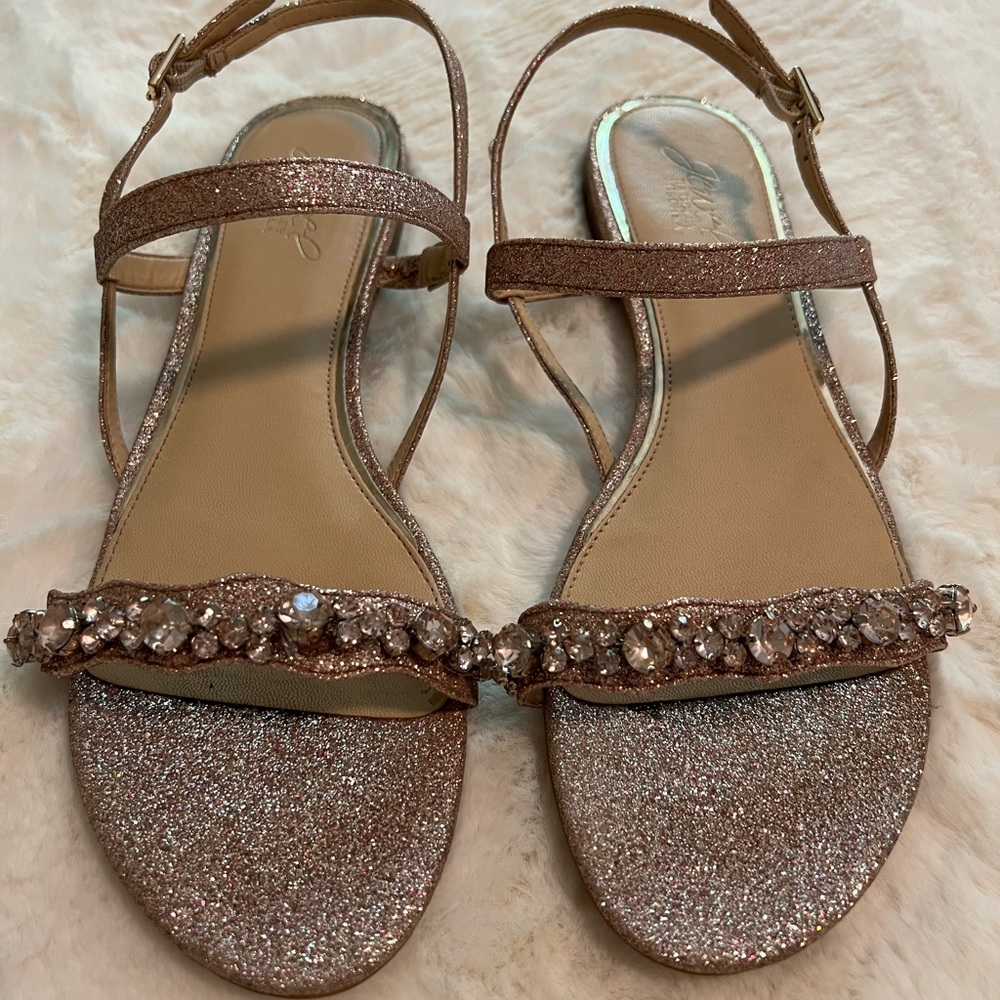 Jewel Badgley Mischka Ormond Flat Dress Sandal size 9.5M, Rose Gold - Picture 2 of 8